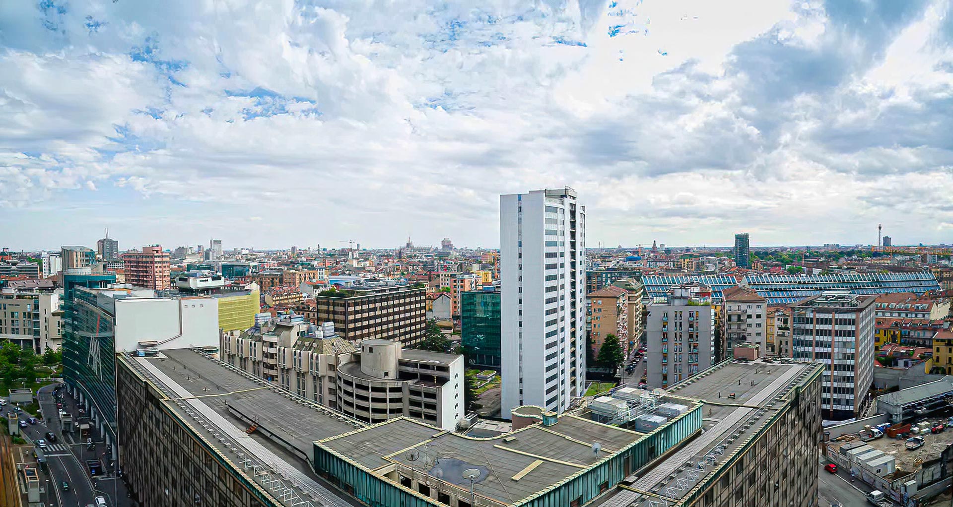 esperienza drone immagine aerea portfolio panoramica angolare architettura milano piuarch_porta_garibaldi studio recupero edilizio 1.jpg